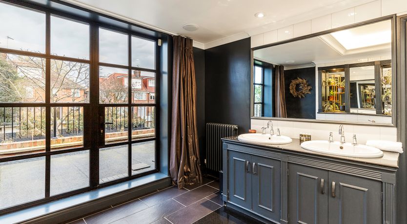 Photo of The Light of the Green