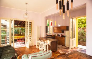 A Taste of Dolce Vita Holiday Home
