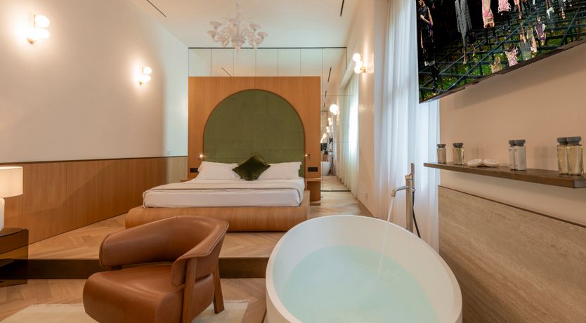 Photo of Mirrors of Milan