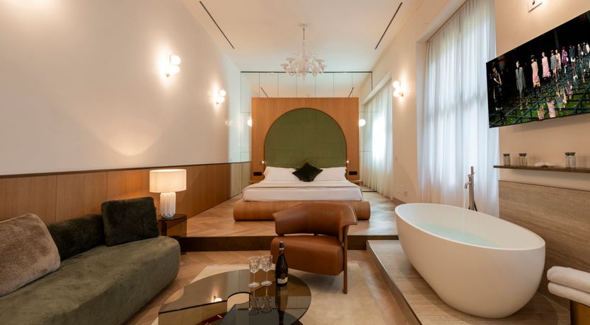 Photo of Mirrors of Milan