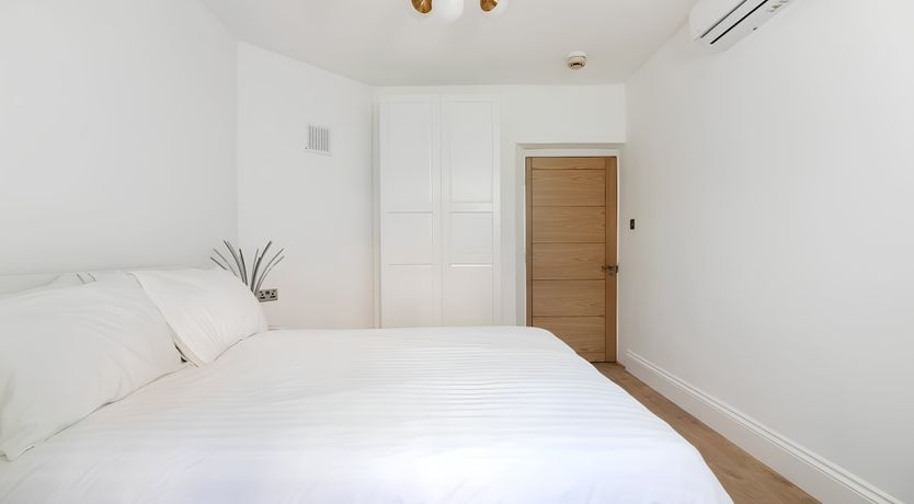 Photo of Be More Elizabeth