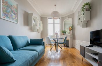 Paris Elegance Holiday Home