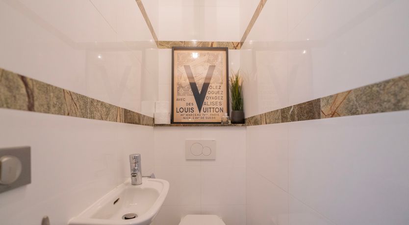 Photo of Paris Elegance