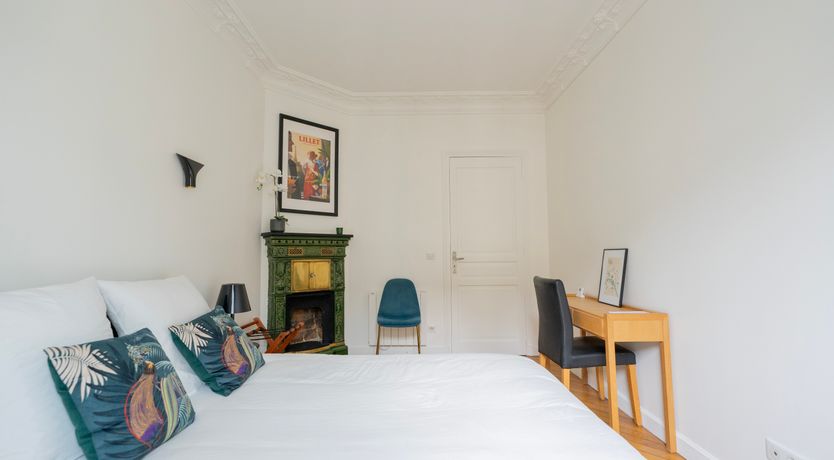 Photo of Paris Elegance