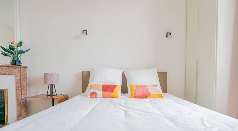 Photo of Paris Elegance