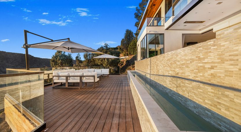 Photo of The Edge of Heaven