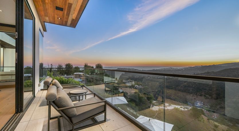 Photo of The Edge of Heaven