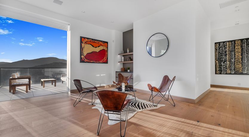 Photo of The Edge of Heaven