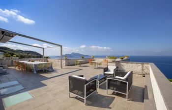 Seafarer's Retreat Holiday Home