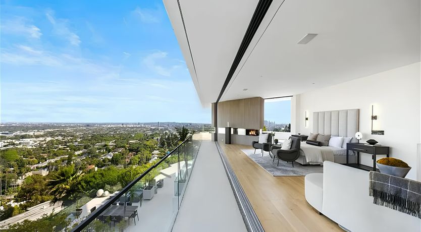 Photo of Hollywood Horizon