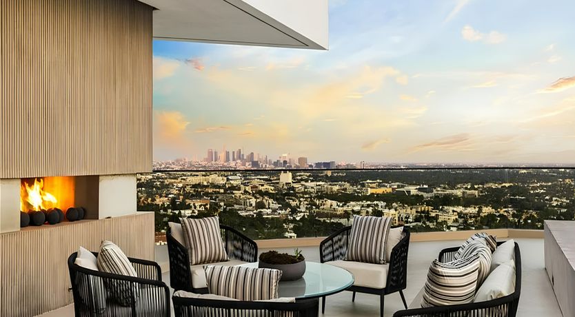 Photo of Hollywood Horizon