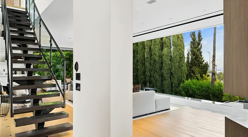 Photo of Hollywood Horizon