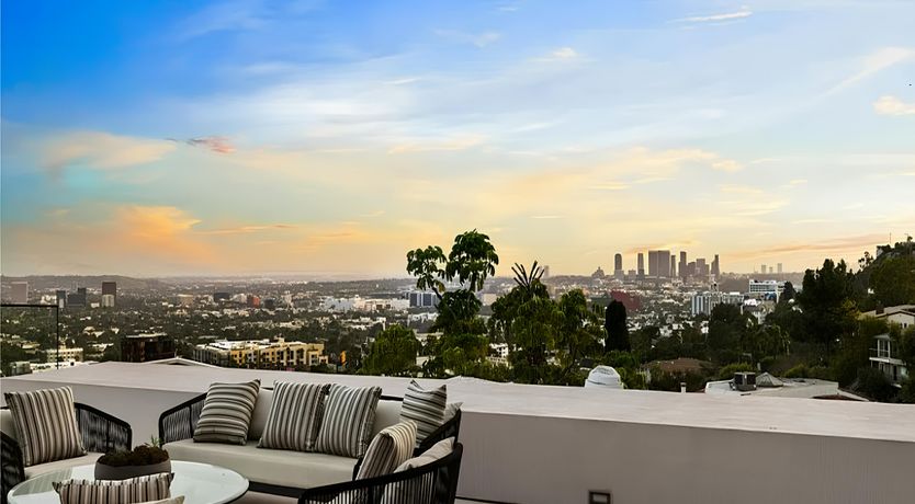 Photo of Hollywood Horizon