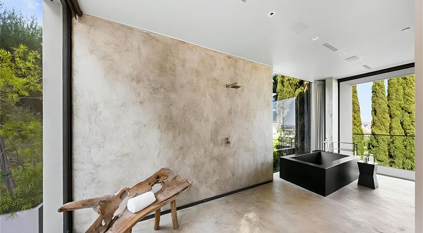 Photo of Hollywood Horizon