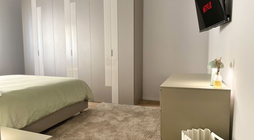 Photo of Arezzo Airs