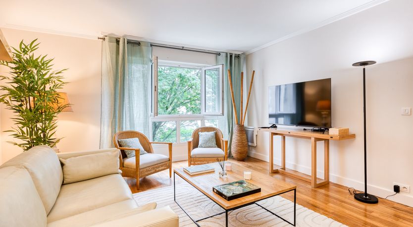 Photo of Parisian Architecture & Gardens