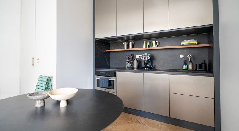 Photo of Louvre Story