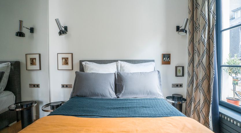 Photo of Louvre Story