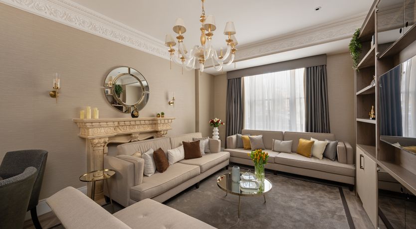 Photo of The Mayfair Crown