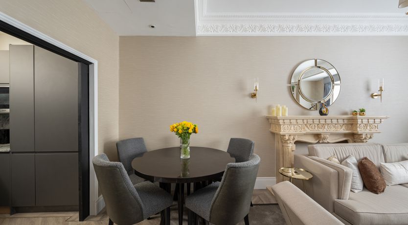 Photo of The Mayfair Crown