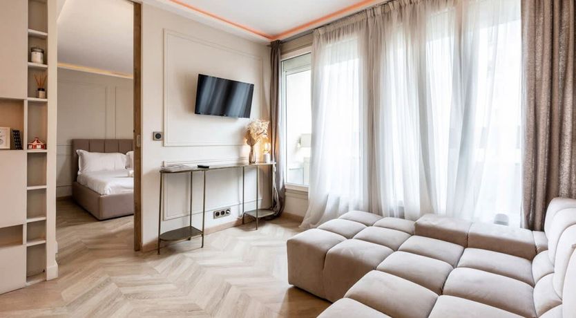 Photo of Coffee & Croissant