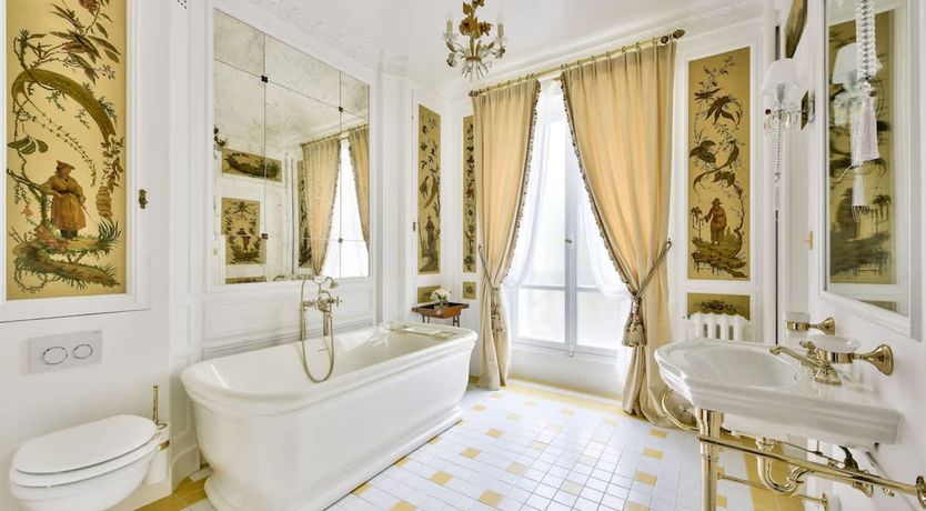 Photo of Royal Luxury