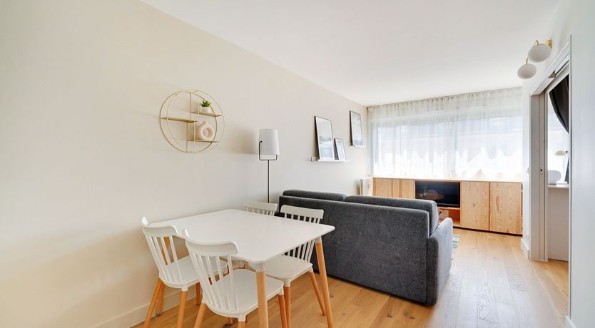 Photo of Paris Light