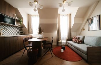 L'élégance Parisienne Holiday Home