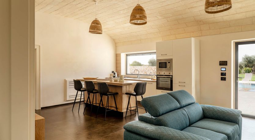 Photo of Barefoot Romance