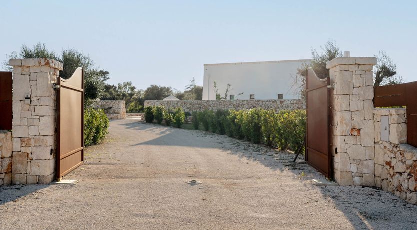 Photo of Barefoot Romance