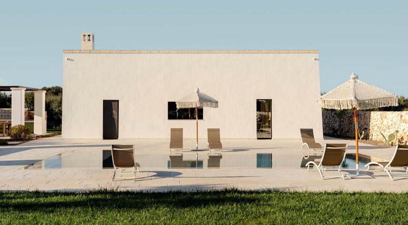 Photo of Barefoot Romance