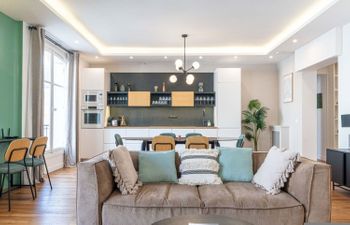 Courtyards & Elegance Holiday Home