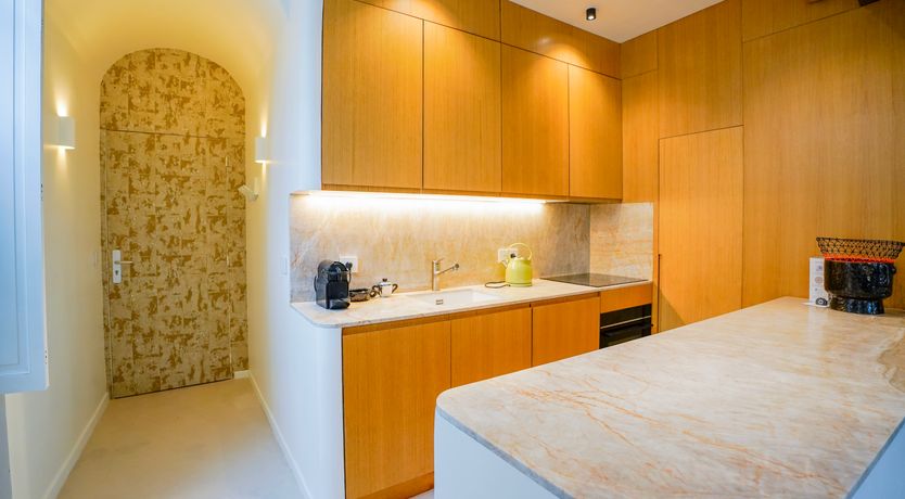 Photo of Parisian Place