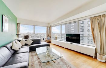 The Seine Sunrise Holiday Home