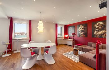 Venice in Bloom Holiday Home