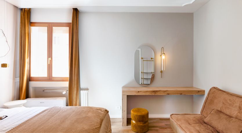 Photo of Venice in Bloom