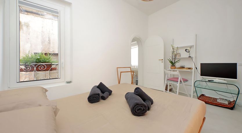 Photo of The Claudia