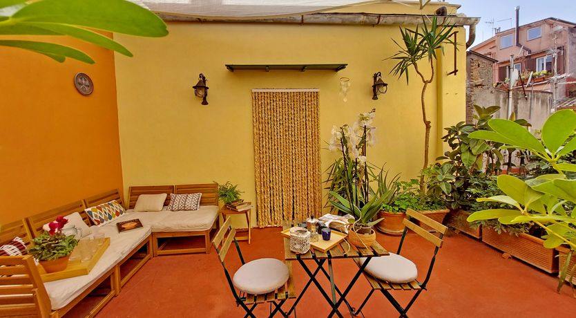 Photo of The Claudia