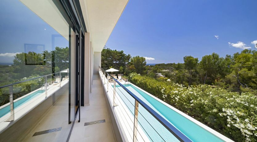 Photo of The Bluest Views