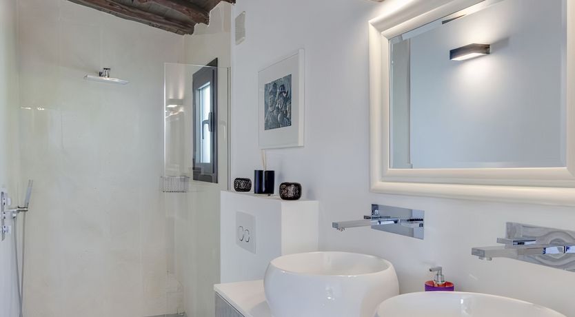 Photo of The Ocean Breeze