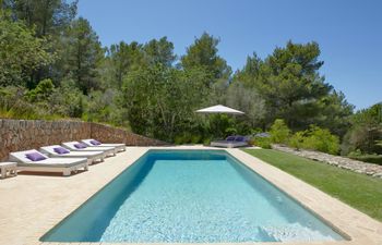 Surround You With Sunshine Holiday Home