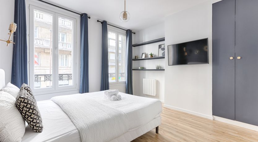 Photo of Paris in the Moonlight