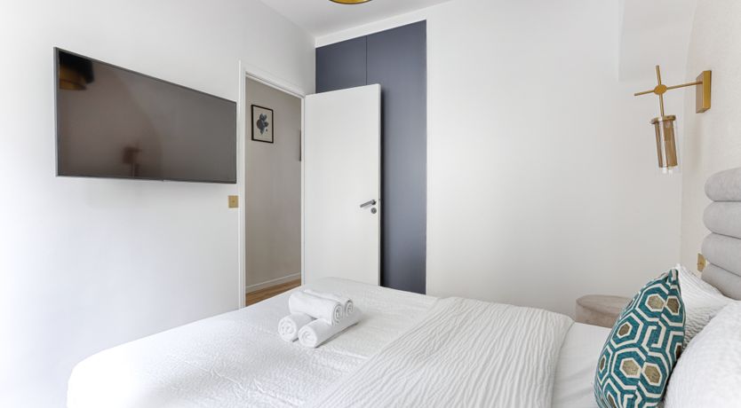 Photo of Paris in the Moonlight