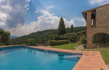 Artisan Holiday Home