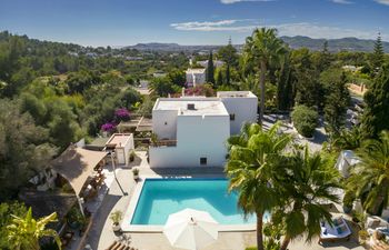 Ibizan Waves Holiday Home