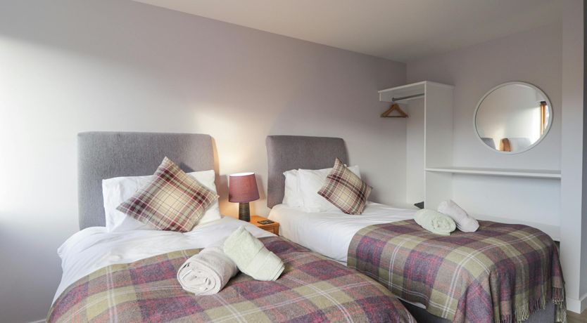 Photo of Cliffs of Glendale