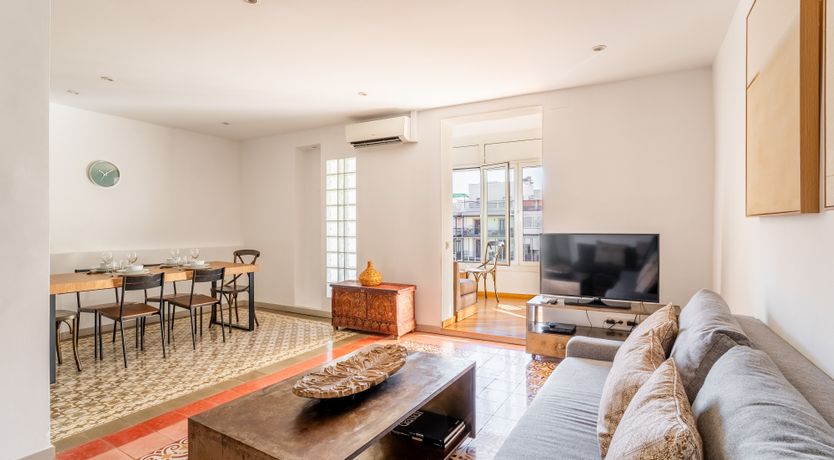 Photo of The Pearl's Jewel