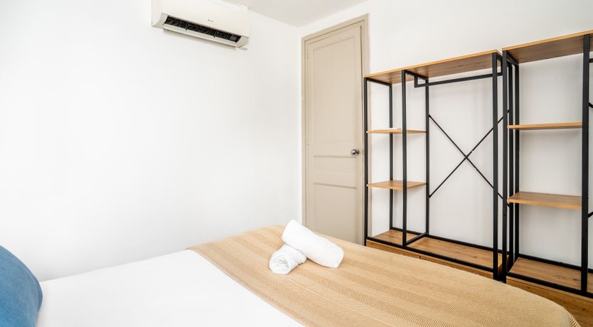 Photo of The Pearl's Jewel