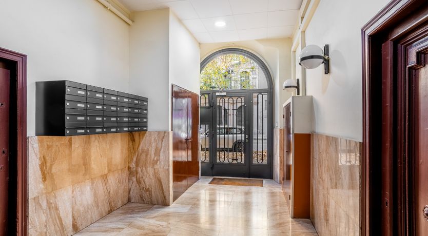 Photo of The Pearl's Jewel