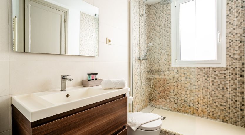 Photo of The Pearl's Jewel